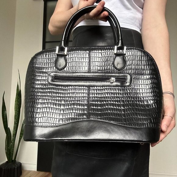 Vintage 90s M.C. Leather Croc Handbag with Silver Heart Accents - Picture 3 of 4